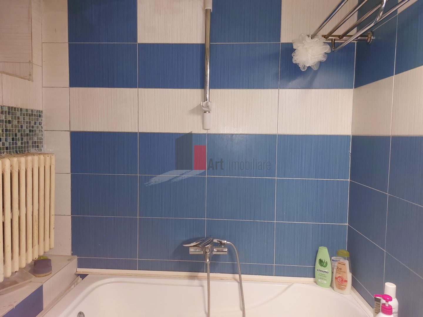 Apartamentul "SUPERMETO", pozitie foarte buna, amenajat - Poză 12