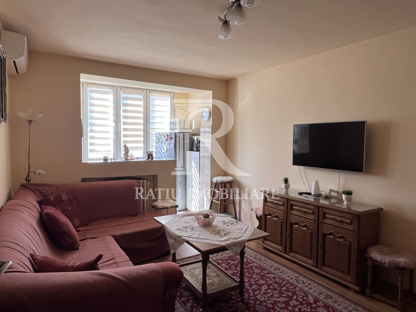 Apartament cu 3 camere | Etaj 2 | Rogerius | Oradea - Poză 1