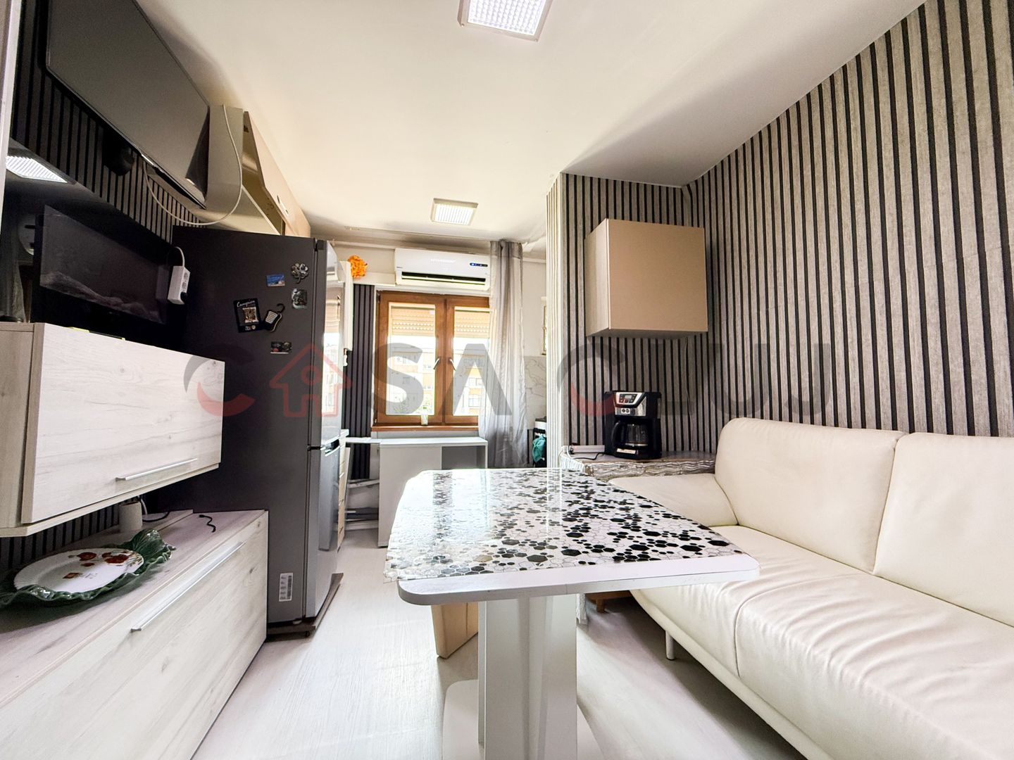 3 camere 2 bai, etaj intermediar, Intre Lacuri - Poză 4