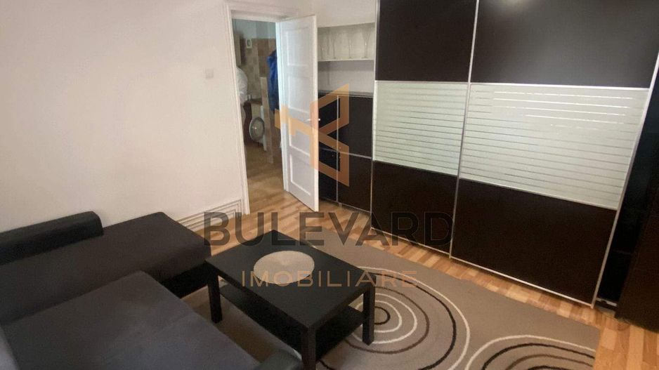 Apartament cu 2 camere semicentral! - Poză 1