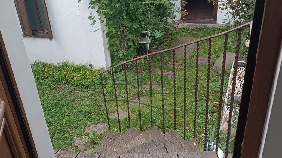 Casă  de închiriat in Centrul Istoric - Poză 9