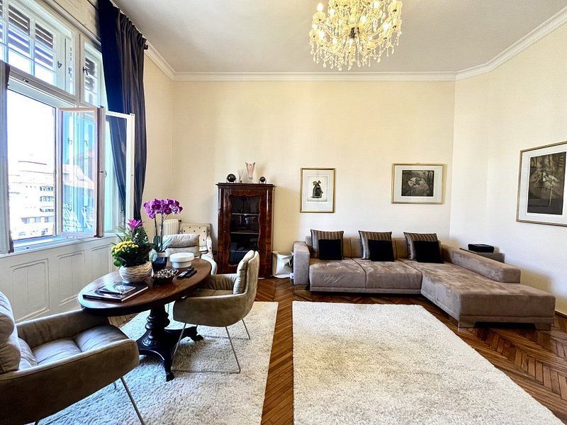 Tur virtual-2 camere, elegant arhitectural,  vedere in Piața Victoriei - Poză 2