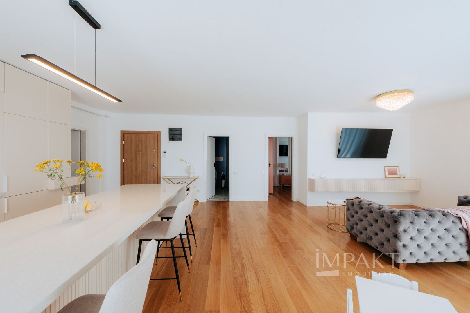 Apartament deosebit cu 4 camere la 5 minute de UMF - Poză 5