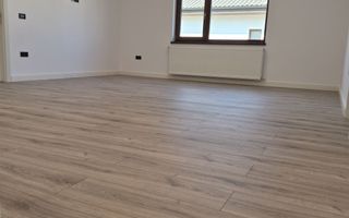 Casă individuală în Tomești, cartier de case noi, parter, 132 mp construiți, 505 mp teren - Poză 2