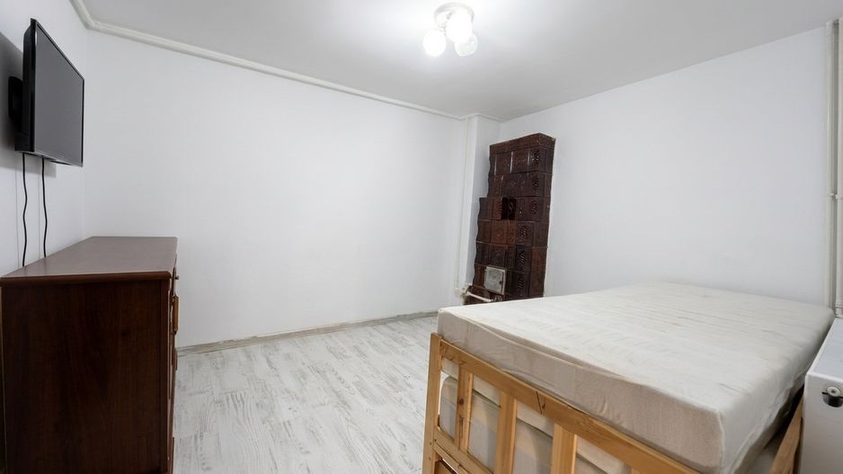 Casa 3 camere | 2 min Metrou Laminorului | Teren 241 mp | Renovata complet - Poză 7
