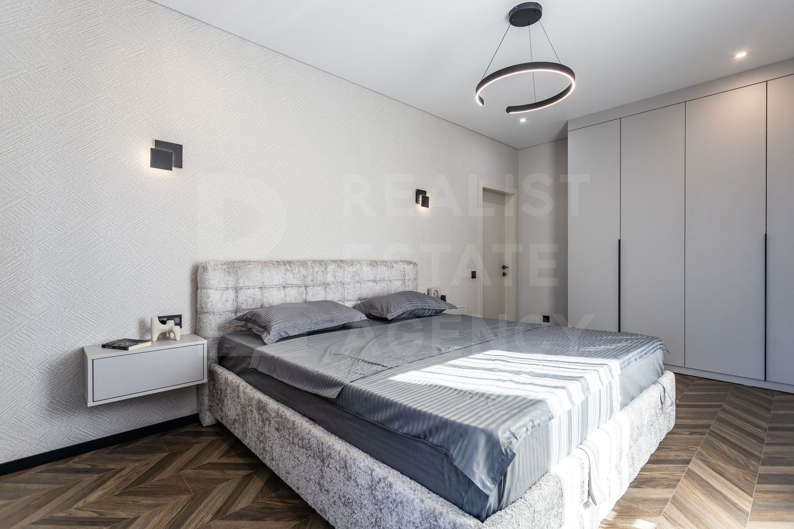 Vânzare, apartament, 2 camere, str. Nicolae Milescu Spătaru, Ciocana - Poză 1