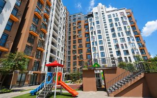 Vânzare, apartament, 2 camere și living, strada Cornești, Râșcani - Poză 1