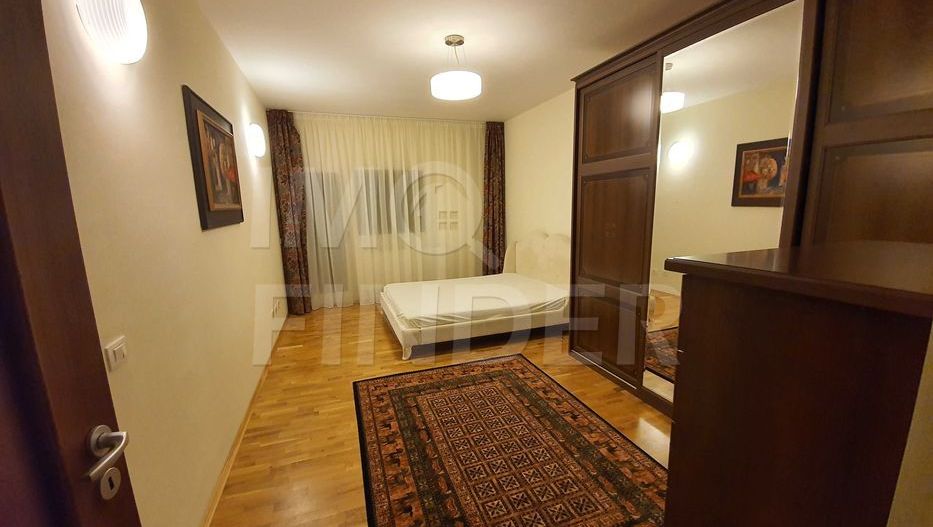 Inchiriere 4 camere Andrei Muresanu 120 mp, imobil mic, garaj - Poză 6