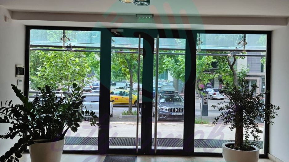 Showroom / Spațiu 145 mp, fațadă sticlă | Ultracentral – Unirii - Poză 8