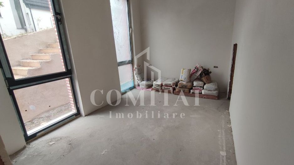 Apartament in vila | 4 camere | Gruia - Poză 2