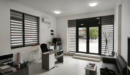 Spațiu ușor acomodabil pentru yoga, beauty salon, braserie sau showroom, 143mp