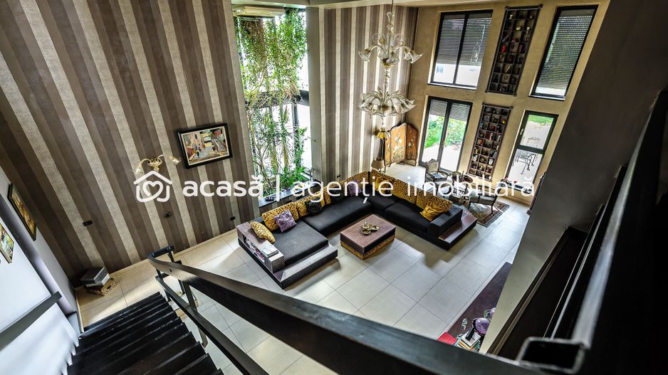 Vilă unică în Pârneava - Poză 1