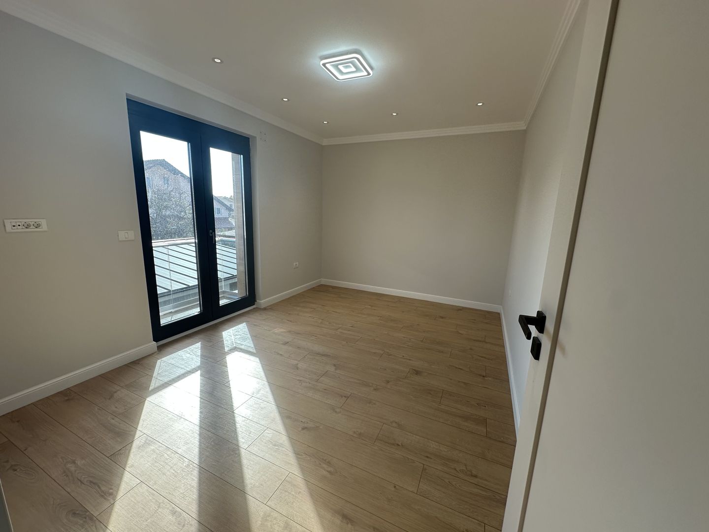 CASA INDIVIDUALA - Poză 19