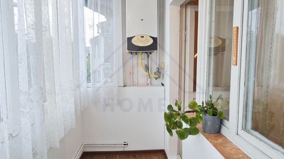 Apartament mare, decomandat, bucatarie separata. PET FRIENDLY. - Poză 14