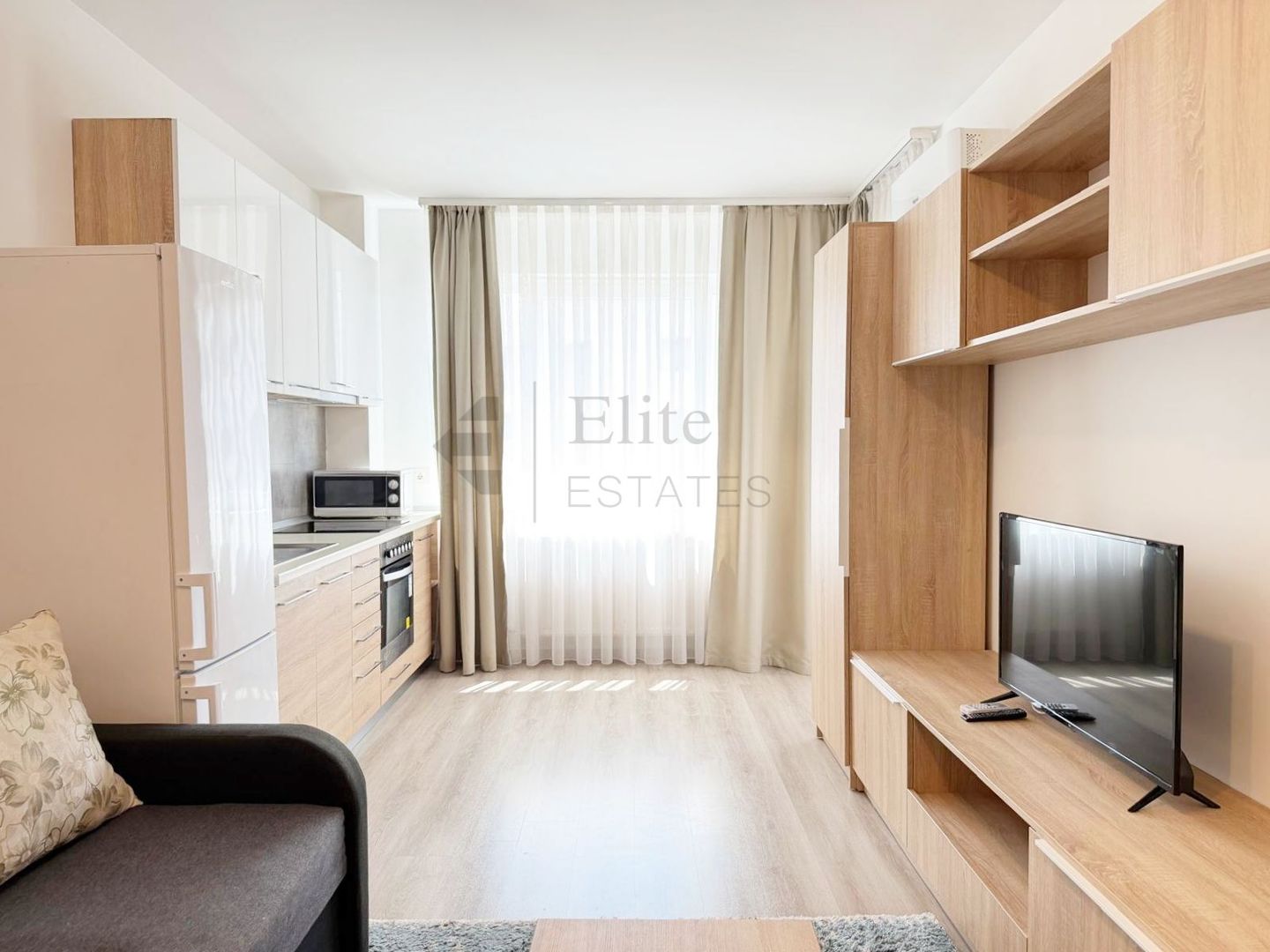 Apartament 2 camere Prima Onestilor Oradea | Parcare privata - Poză 2