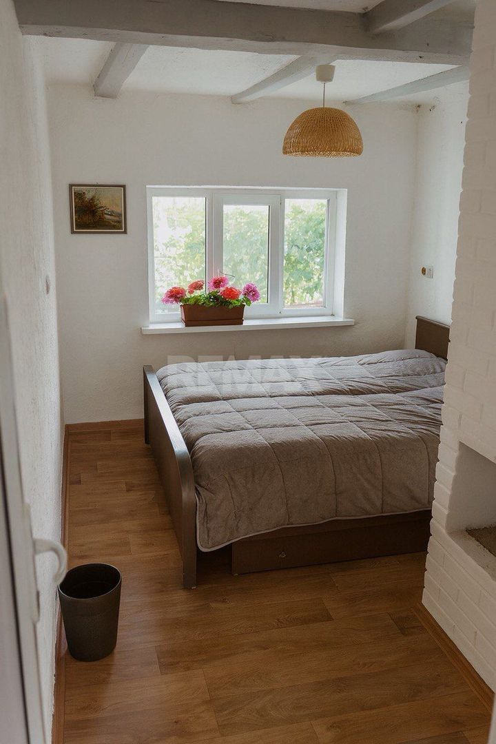 Proprietate cu casă, teren, sere și sistem de irigare – 15 min de Orhei - Poză 9