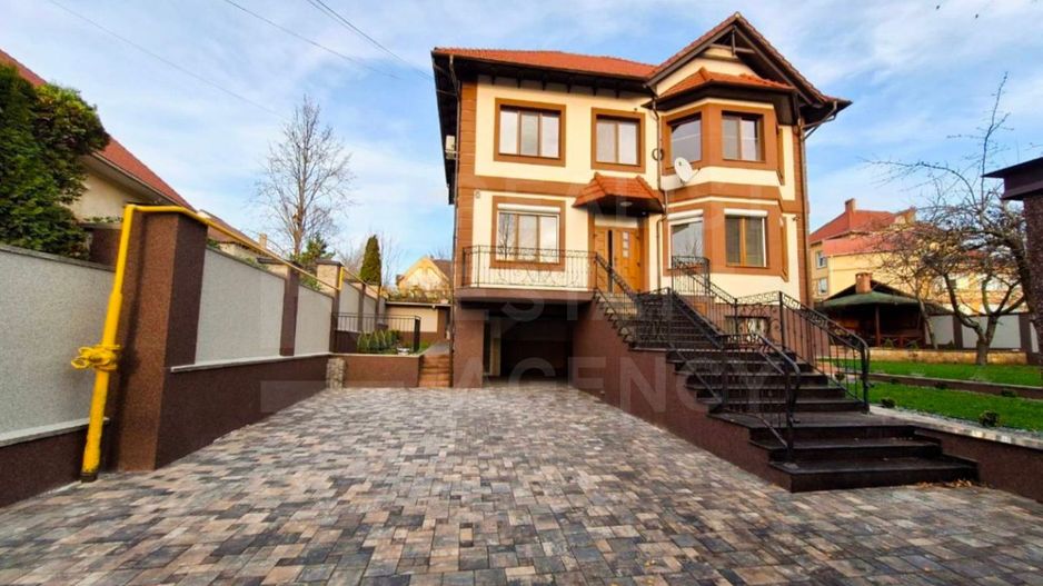 Chirie, casă, 2 nivele, 5 camere, strada  Anton Ablov, Telecentru - Poză 1