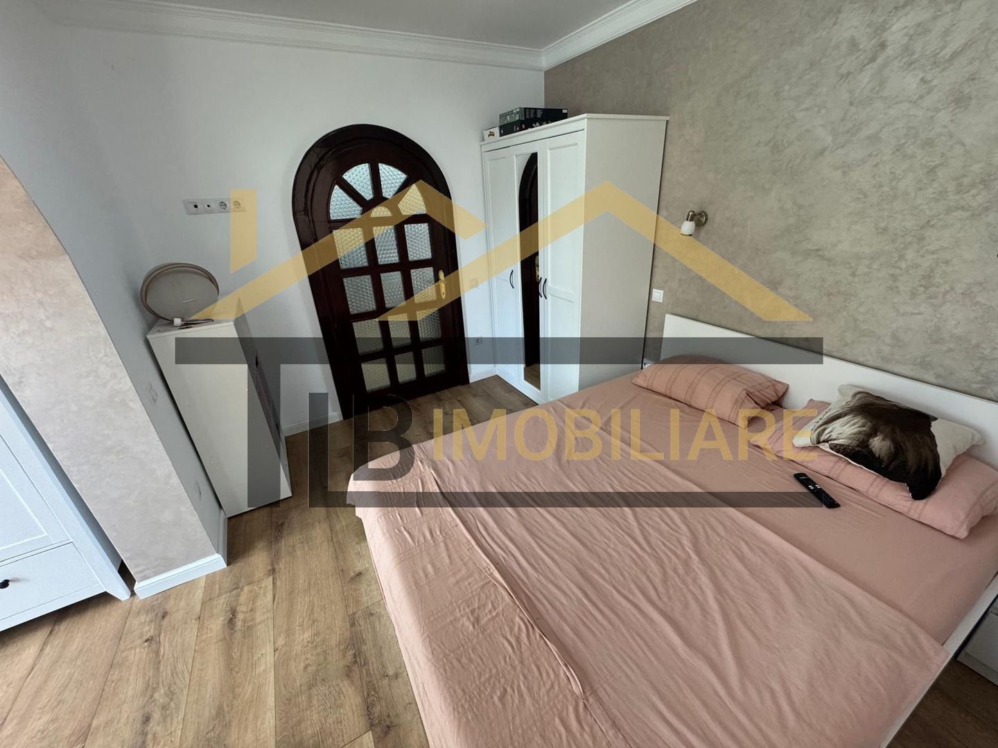 Garsoniera, decomandata, 50mp, zona UMFST - Poză 3
