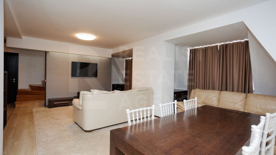 Vânzare, apartament, 3 camere, str. Onisifor Ghibu, Buiucani - Poză 2