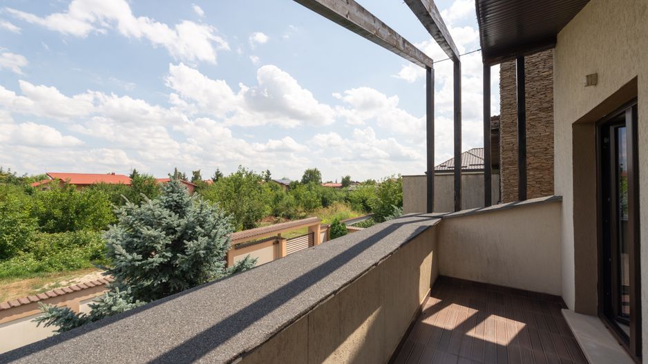 Vila cu piscina, 6 camere, 254mp utili, 815mp teren, com. Berceni - Poză 25