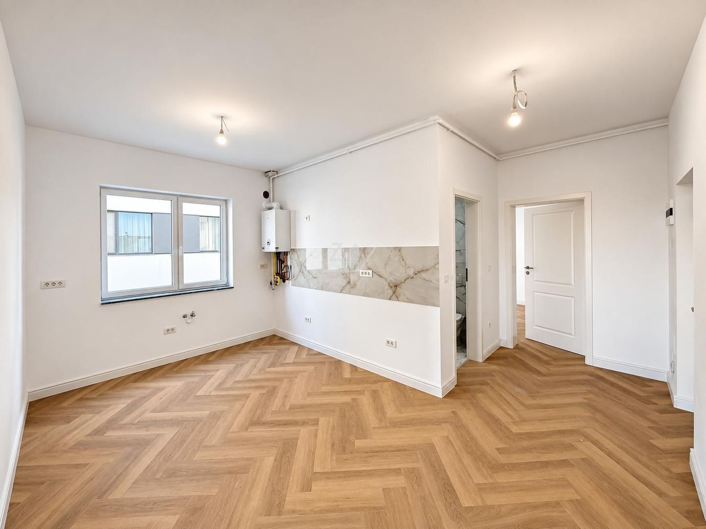 Finalizat. Decomandat. Loc de parcare. Spatiu depozitare pod. - Poză 3