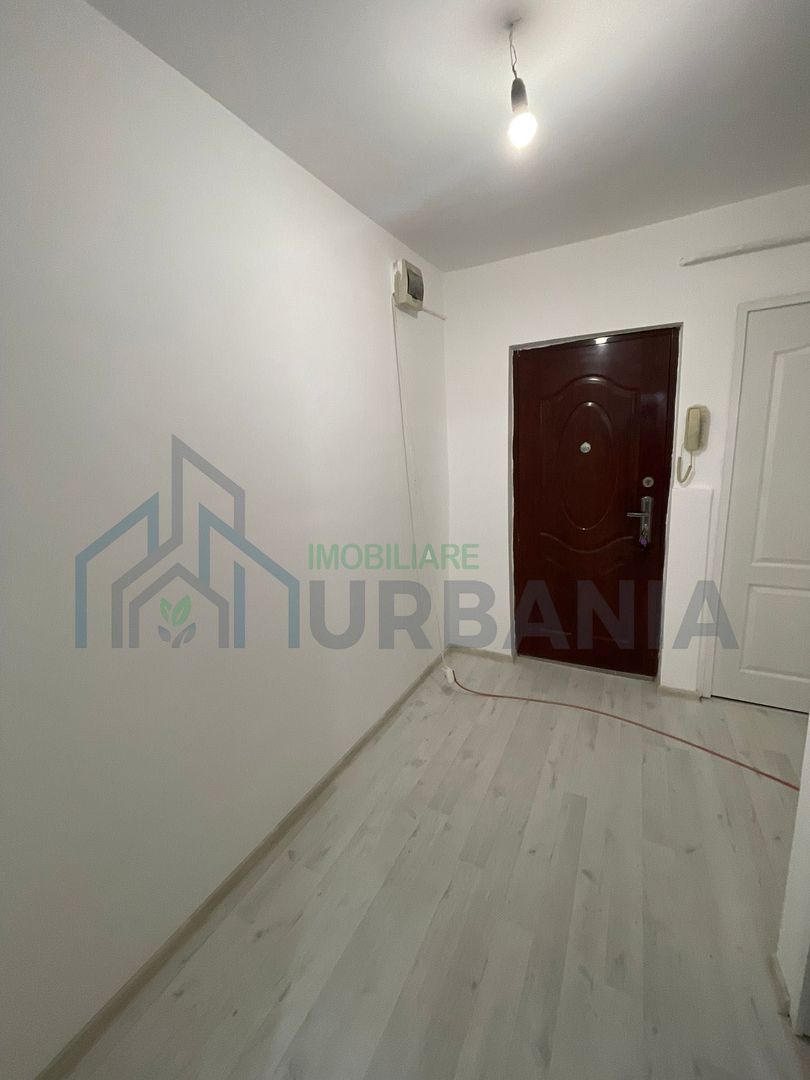 Apartament 3 camere, renovat, Tomesți, etaj 4 - Poză 6