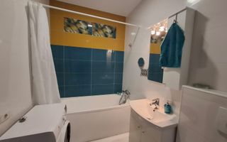 Apartament in Piata Unirii, bloc 2015,  CENTRALA PROPRIE, URGENT - Poză 16