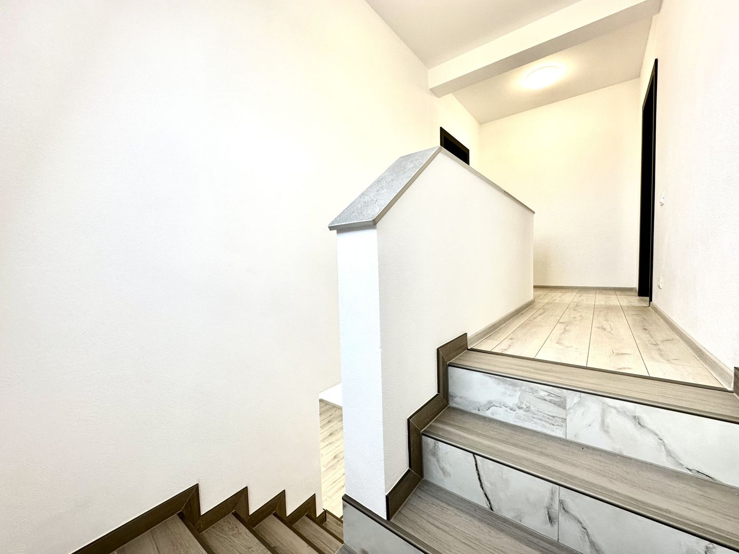 Duplex, proiect deosebit - Mosnita Veche - Poză 23