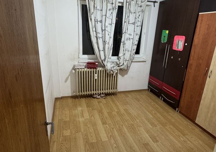Apartament 3 camere bloc reabilitat metrou Raul Doamnei - Poză 5