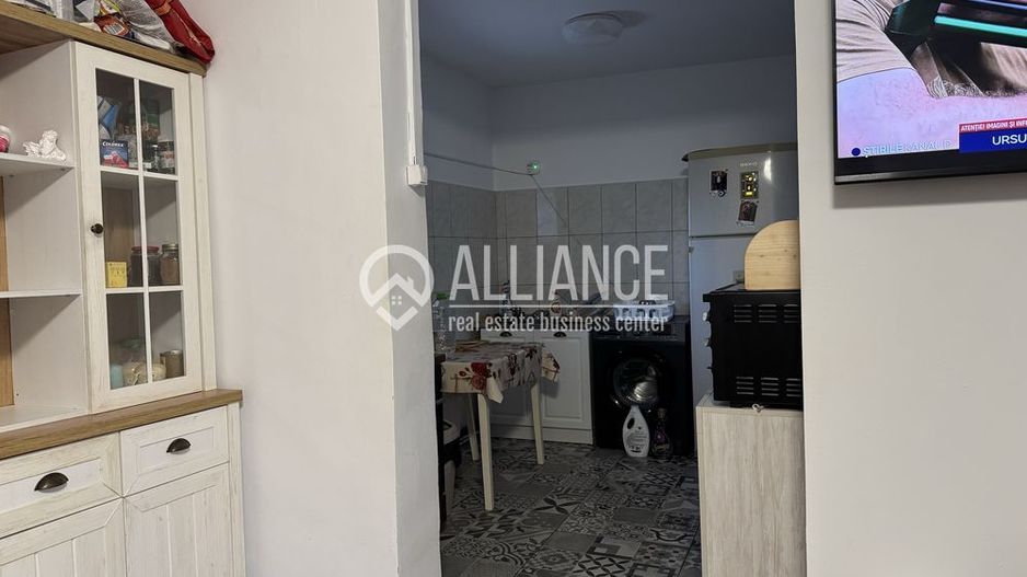 Mihail Kogalniceanu (cod04)-Casa 4 camere - Poză 8