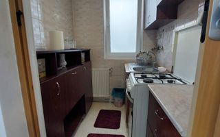 Apartament cu 2 camere, 43 mp, parter, renovat, langa Parcul Poligon. - Poză 2