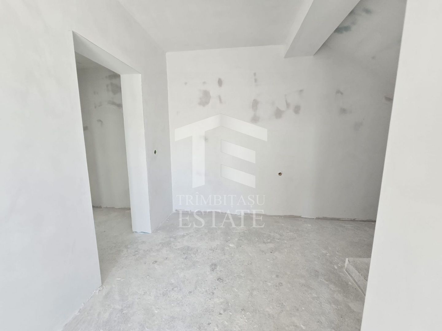 OVIDIU-POIANA- Vila tip duplex | terasa circulabila | gaz | curte - Poză 21