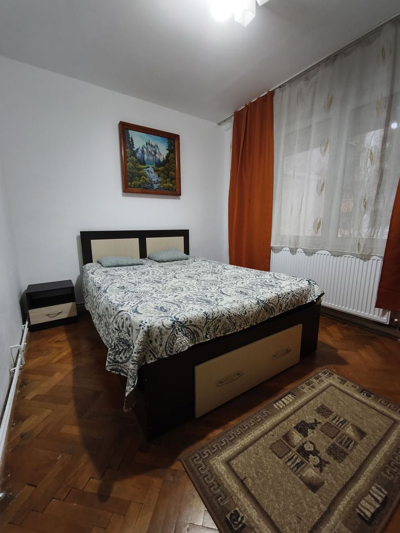 Apartament 3 camere in zona Diamant (Tudor) - Poză 1