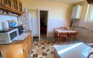 Apartament 3 camere Complex Studentesc - Poză 3