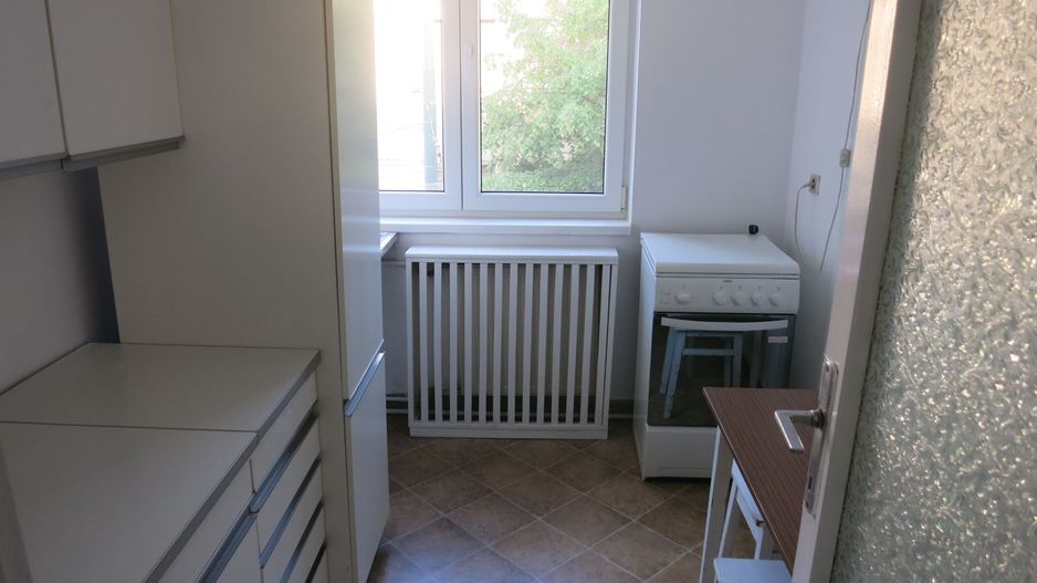Apartament cu 3 camere - Centru - Poză 10