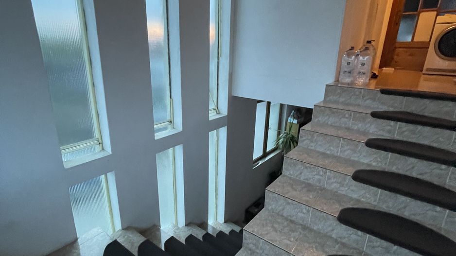 Casa S+P+E+M | 605 mp utili | 10 camere | 3 bucatarii | 4 bai | 3 terase | Garaj - Poză 39