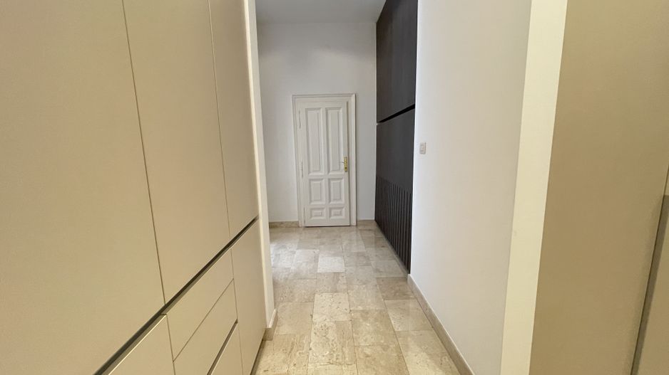 Apartament de închiriat zona Neptun - Poză 7