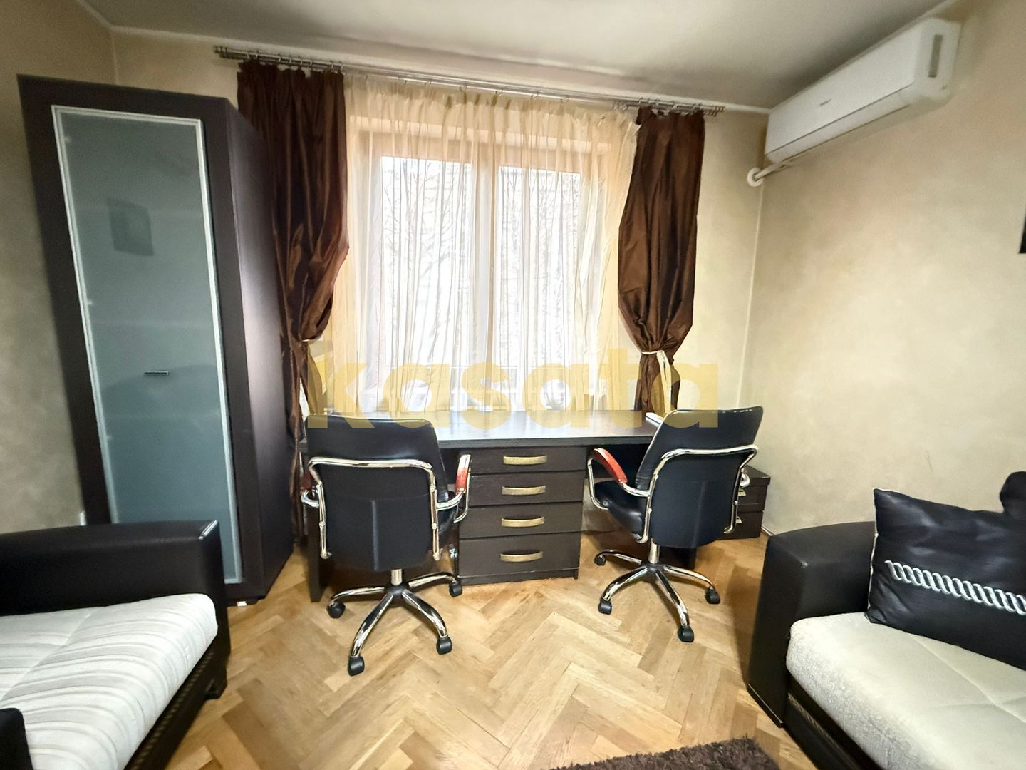 Apartament 3 camere Romană – de închiriat, poziție ultracentrală - Poză 4
