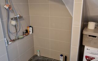 Casă Modernă Nouă în Șelimbăr | Zonă Liniștită | Finisaje Premium | - Poză 8