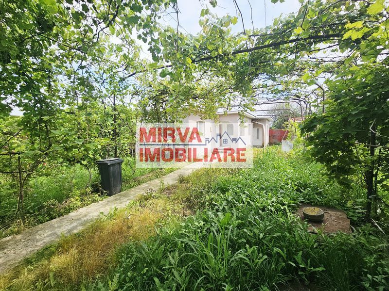 Casă cu 2 camere și teren generos, Dărmănești – Exclusivitate - Poză 2