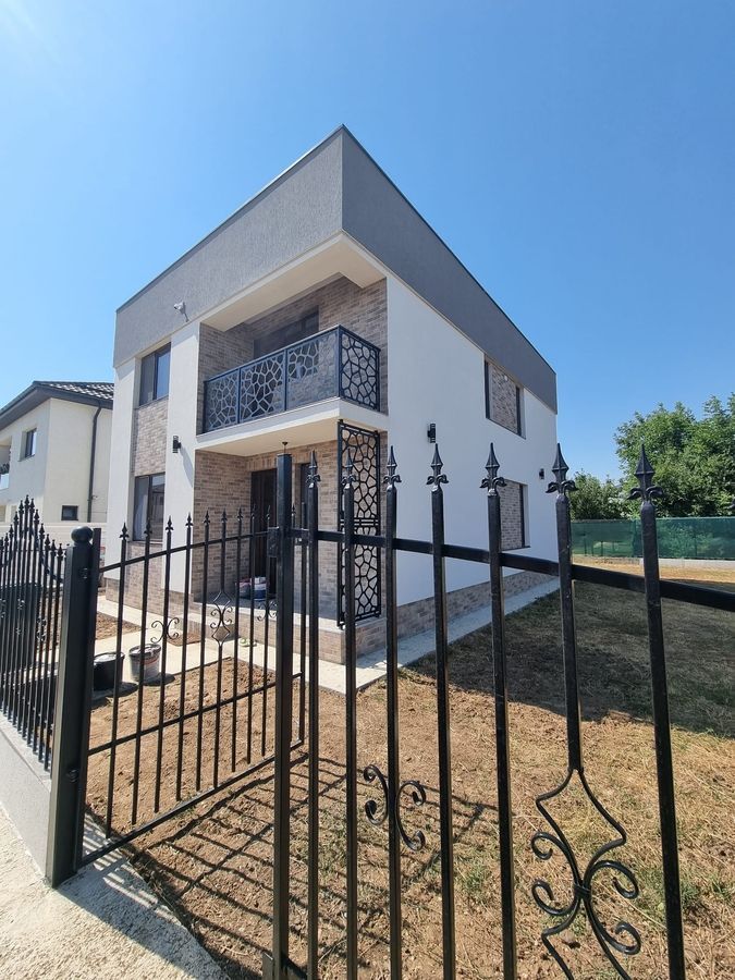 Casa 4 camere Berceni- Ilfov - Poză 2