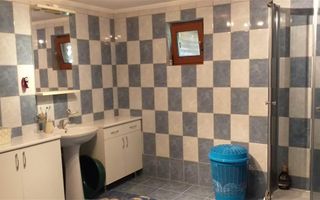 Casă stil american, structură de lemn, 176 mp utili, teren 1400 mp - Poză 15