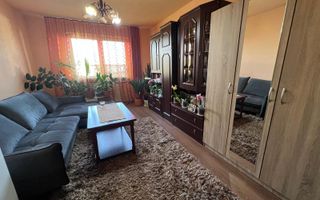 Apartament cu 3 camere decomandat, Sângeorgiu de Mureș - Poză 1