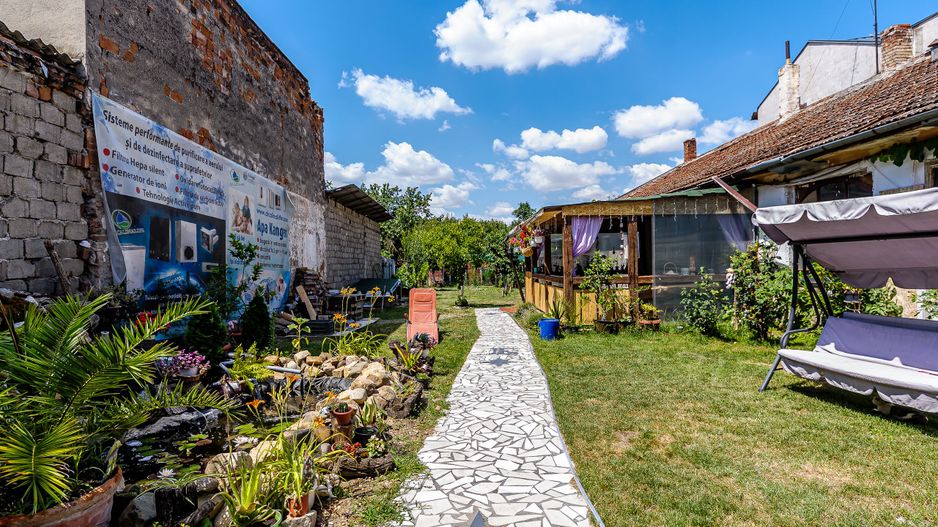 Clădire S+P+1E cu teren 1.015 mp in zona Poliției Rutiere Arad - Poză 2