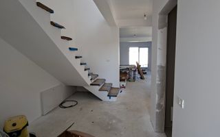 Duplex cu 4 camere si teren generos 350mp - Poză 9