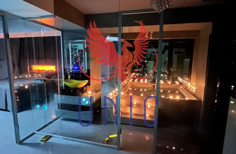 Lux Unic, 120 mp, 2 niveluri, Promenada Mall - Poză 10