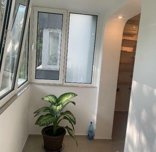 Inchiriez - 3 camere - renovat recent - anvelopat . - Poză 11