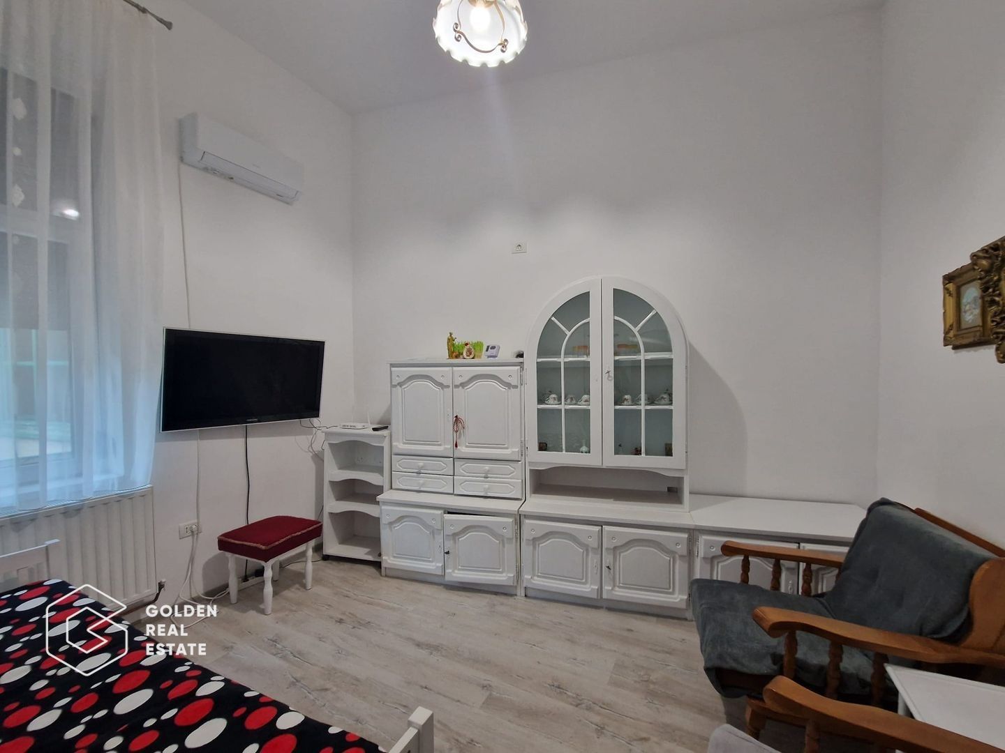Apartament o cameră, tot confortul, zonă centrală - Poză 2