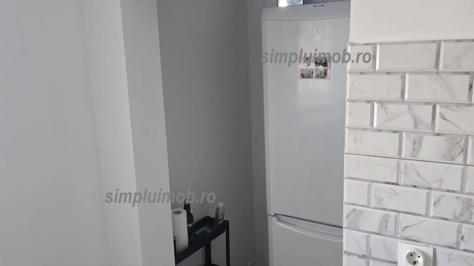 Decomandat 2 Camere Dristor Renovat Total - Poză 5