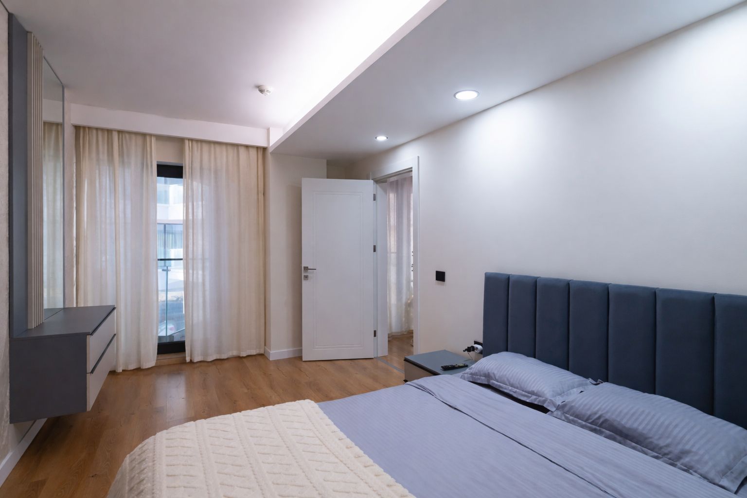 Apartament 2 camere–Mamaia Central-Marina Blu | Vedere lac | parcare - Poză 17